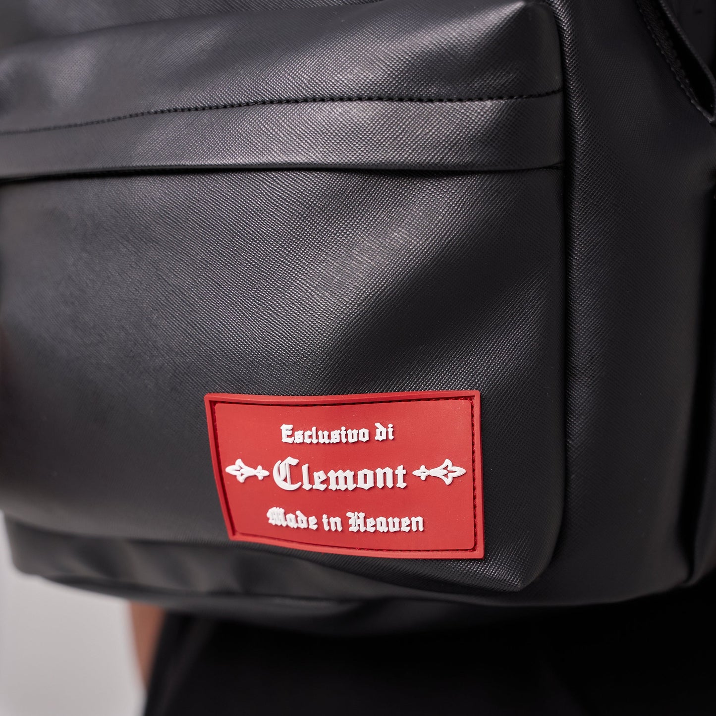 BOLSO STELLATO NEGRO CLEMONT